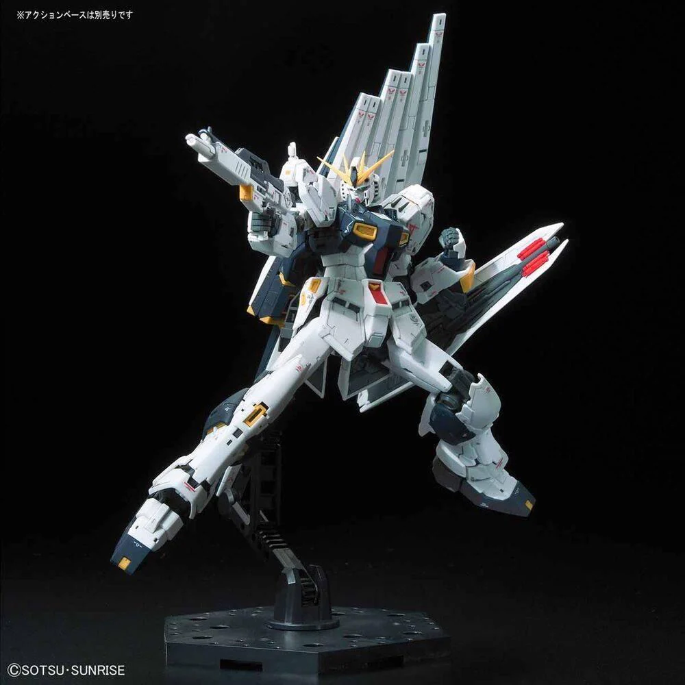 Bandai Hobby RG #32 V (Nu) GUNDAM (2019) 1/144 - Image 3