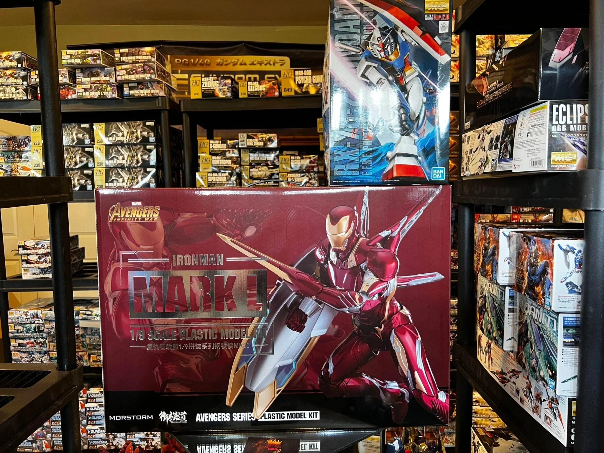 Eastern Model 1/9 Iron Man Mark 50 Pre-painted Model Kit Deluxe Version - Image 6