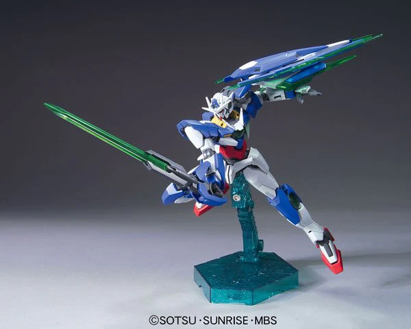 Bandai Hobby HG00 #066 Gundam 00 QAN[T]    1/144 - Image 4