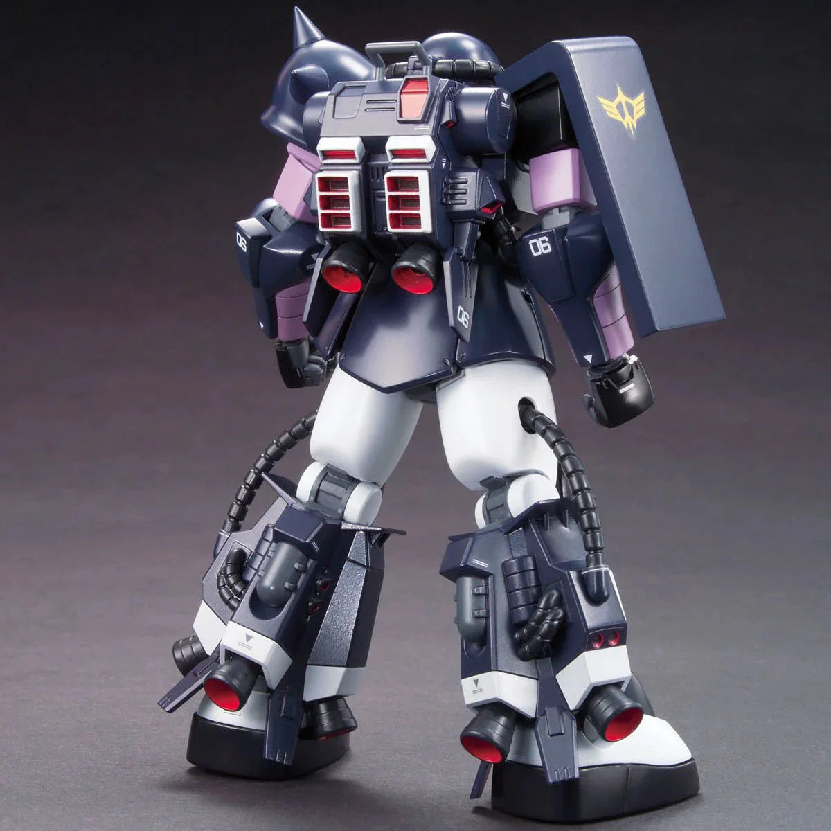 Bandai Hobby HGUC #151 MS-06R-1A Zaku II Black Tristars(2013)    1/144 - Image 4