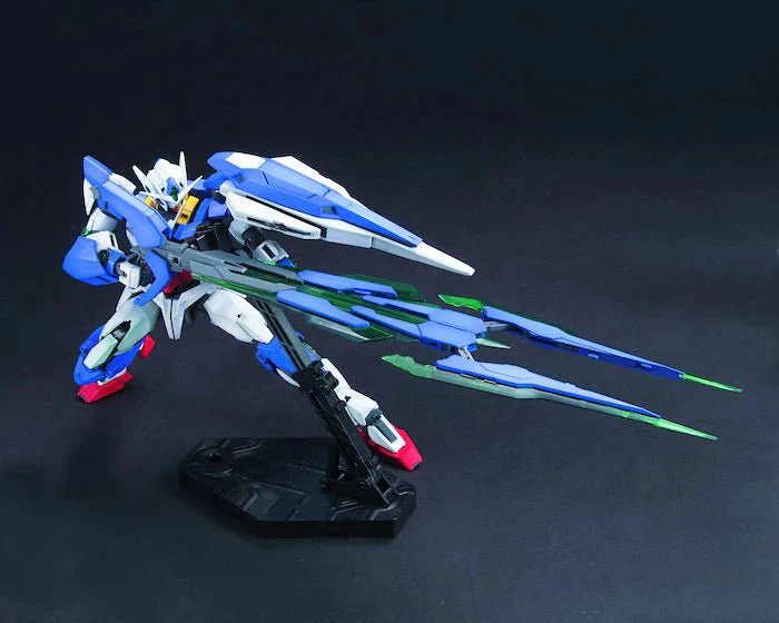 Bandai Hobby MG 1/100 Gundam 00 Qan[t] (2010) - Image 2