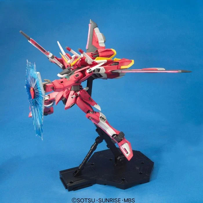 Bandai Hobby MG 1/100 Infinite Justice Gundam (2008) - Image 4