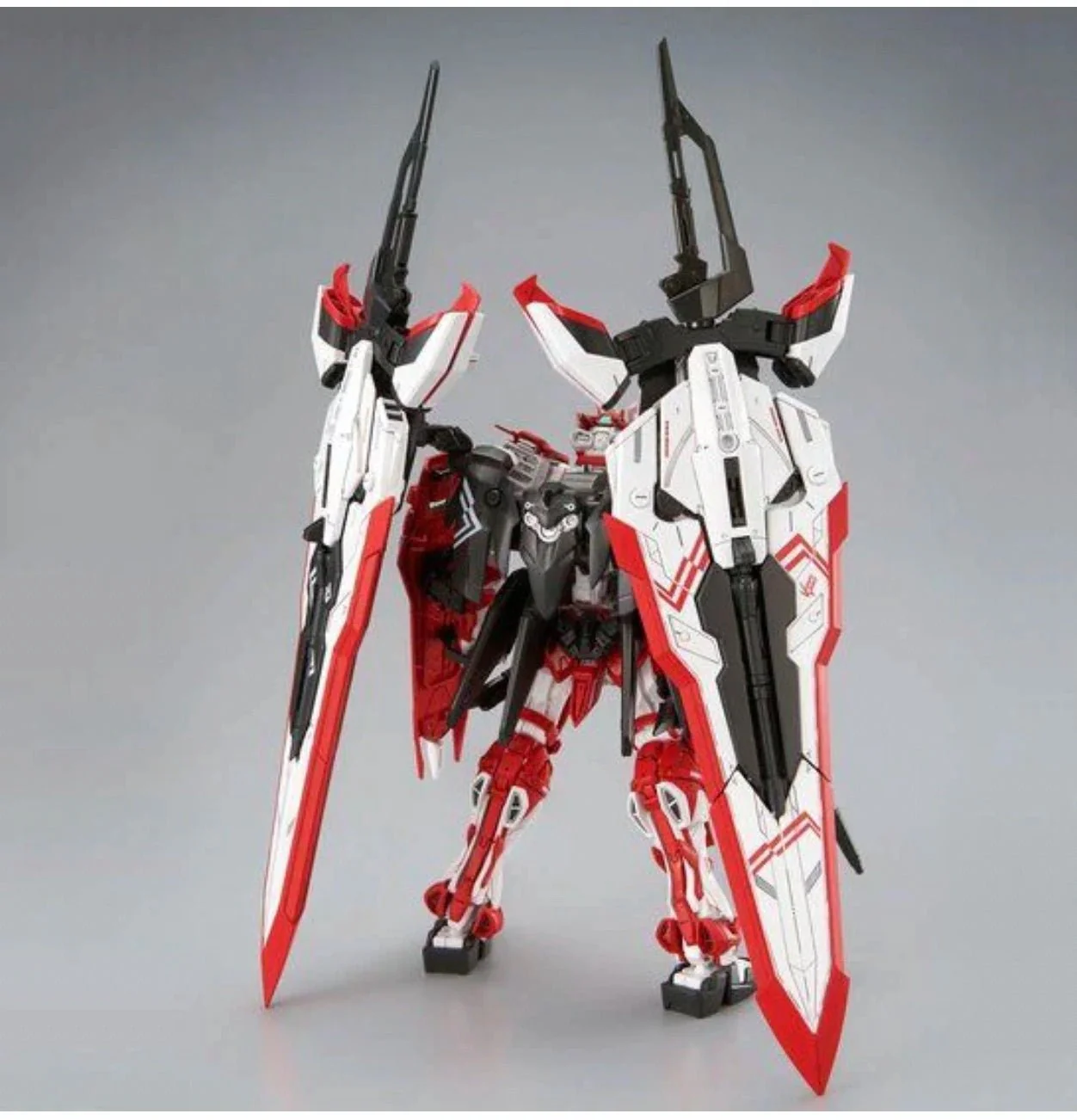 Bandai Hobby MG 1/100 MBF-02VV Gundam Astray Turn Red(2018) - Image 3