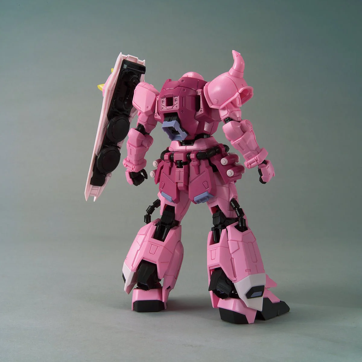 Bandai Hobby MG 1/100 THE GUNDAM BASE LIMITED ZAKU WARRIOR (LIVE CONCERT Ver.)(2021) - Image 3