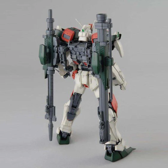 Bandai Hobby MG Buster Gundam (2012) 1/100 - Image 7