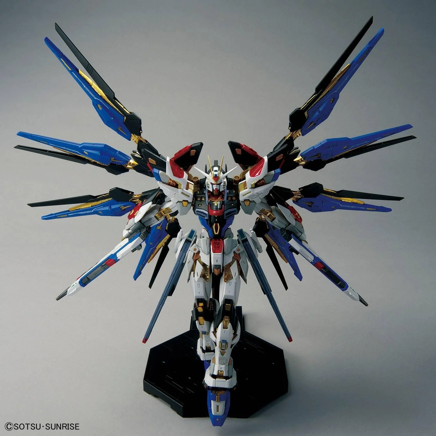 Bandai Hobby MGEX 1/100 Strike Freedom Gundam (2022) - Image 7