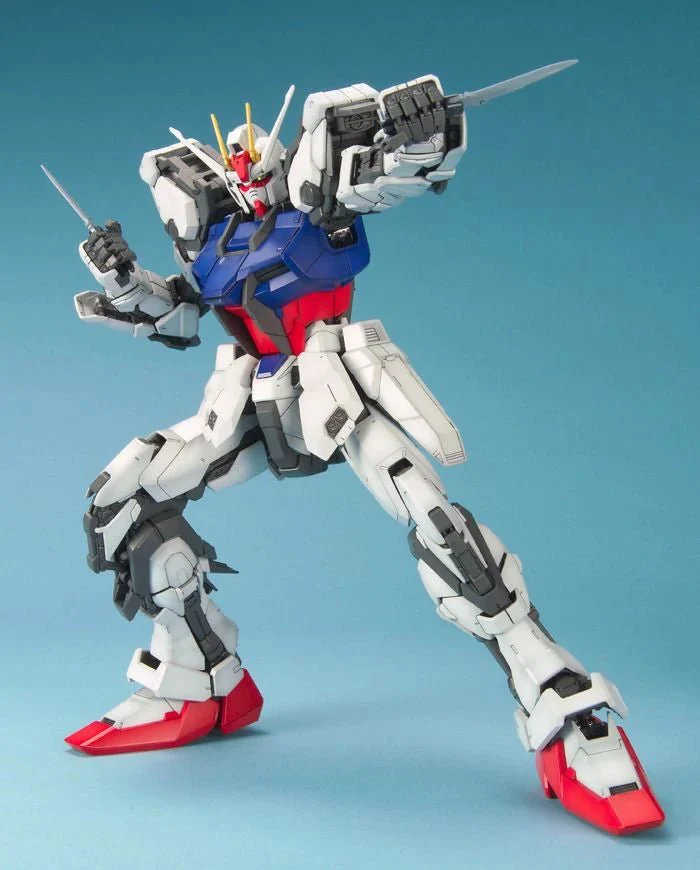 Bandai Hobby PG #09 GAT-X105 Strike Gundam (2004)1/60 - Image 3