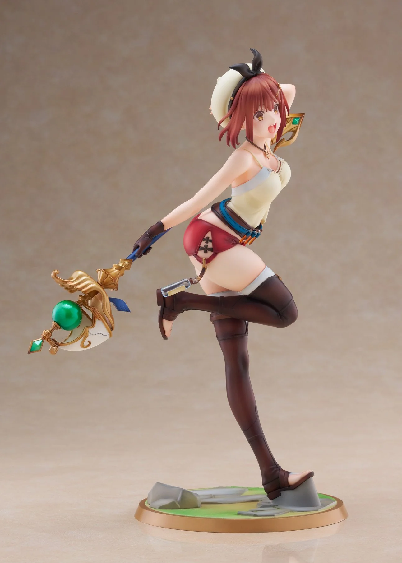 (Pre-Order CLOSED)  ETA Q3 2025 - Reisalin "Ryza" Stout Summer Adventure！Ver.1/7 Scale Figure - Image 4
