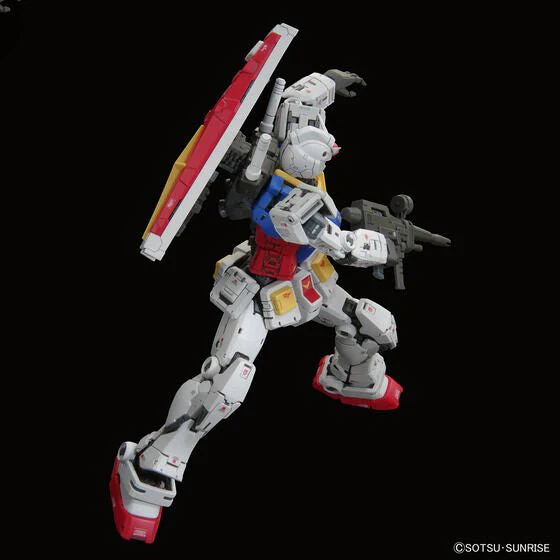 Bandai Hobby RG #40 1/144 RX-78-2 GUNDAM Ver. 2.0 (2024)  1/144 - Image 7