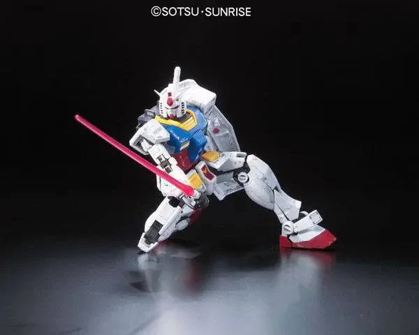 Bandai Hobby RG #01 RX-78-2 Gundam (2010)  1/144 - Image 4