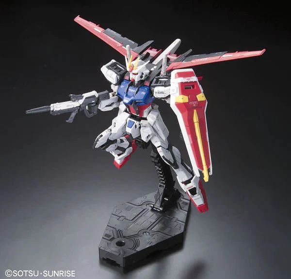 Bandai Hobby RG #03 Aile Strike Gundam (2011)  1/144 - Image 4