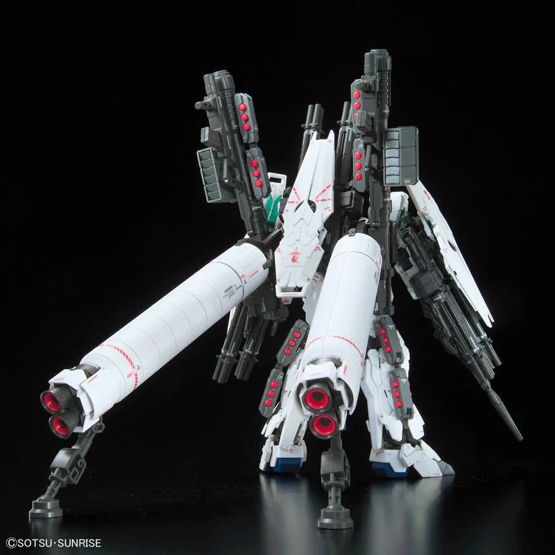 Bandai Hobby RG #30 FULL ARMOR UNICORN GUNDAM (2018)  1/144 - Image 3