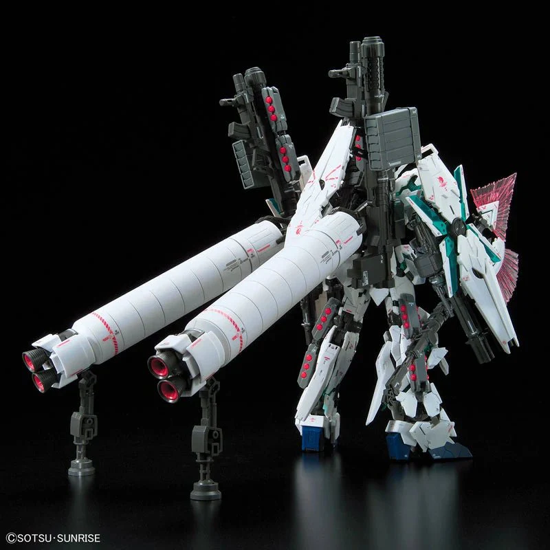 Bandai Hobby RG #30 FULL ARMOR UNICORN GUNDAM (2018)  1/144 - Image 5