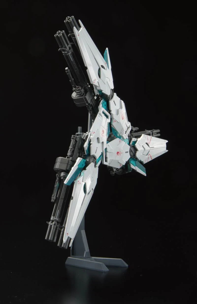 RG 1/144 THE GUNDAM BASE LIMITED RX-0 UNICORN GUNDAM (FINAL BATTLE Ver.) [SPECIAL COATING](2023)  1/144 - Image 5
