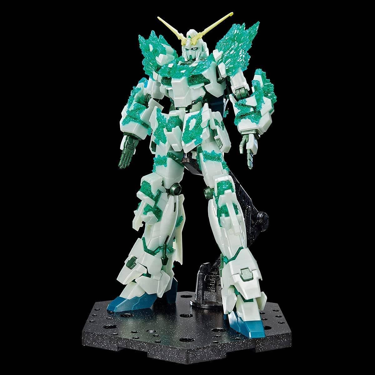 The Gundam Base Limited HG Unicorn Gundam (Luminous Crystal Body)    1/144 - Image 2